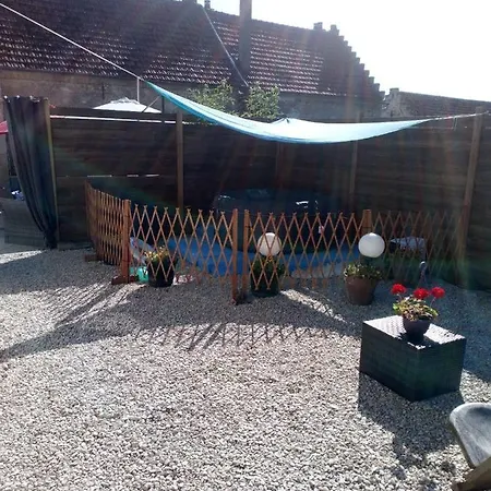 Maison Chaleureuse Et De Detente Avec Piscine Et Chassemy