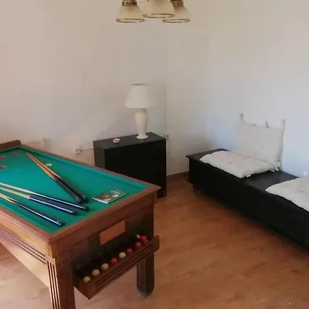Maison Chaleureuse Et De Detente Avec Piscine Et Chassemy