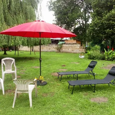 Holiday home Maison Chaleureuse Et De Detente Avec Piscine Et *