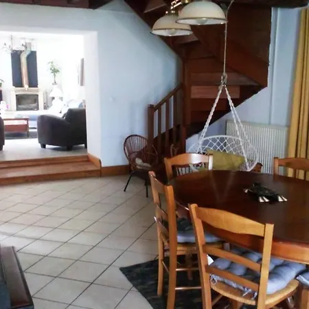 Holiday home Maison Chaleureuse Et De Detente Avec Piscine Et *